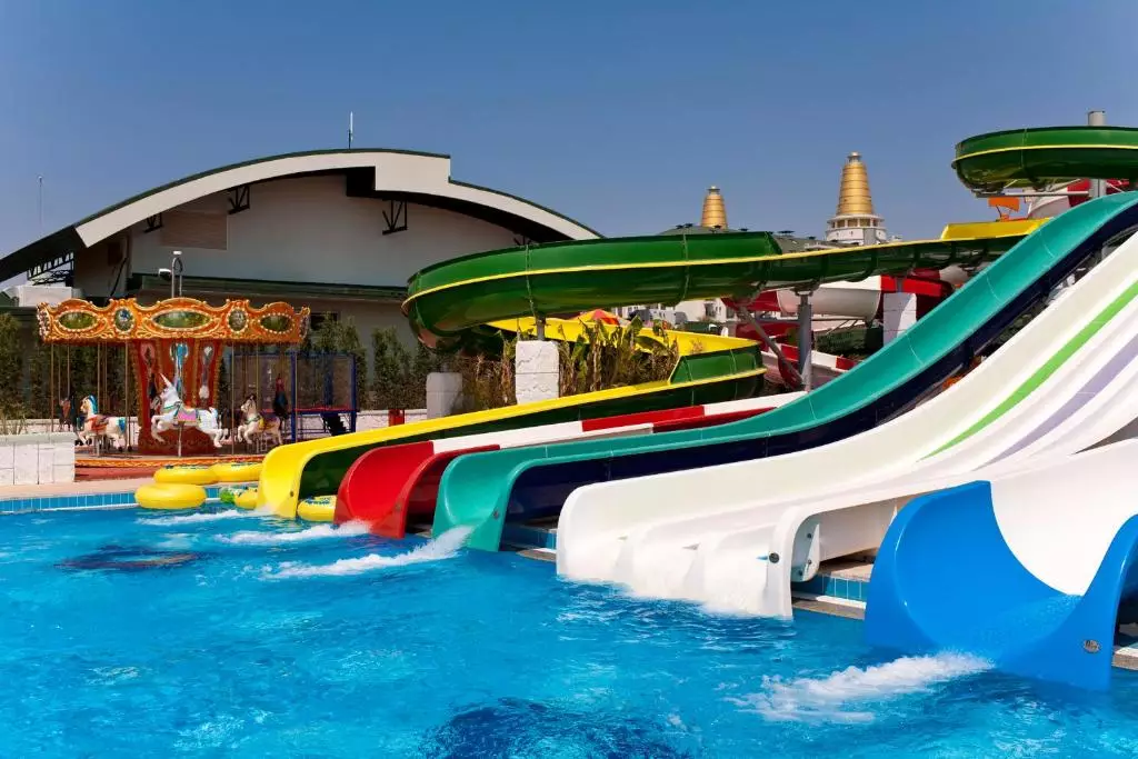 DELPHIN IMPERIAL